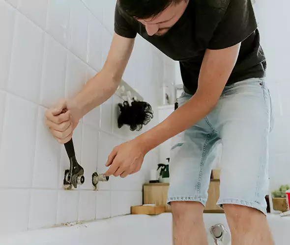 Affordable Bathtub Faucet Replacement in White Plains: Choose Experienced Local Technicians